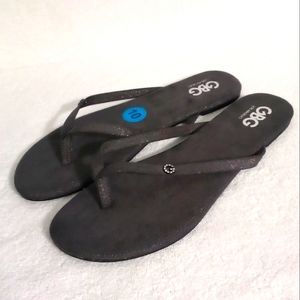 GBG LOS ANGELES SHOES FLIP FLOPS | SIZE 10M | GRAY COLOR